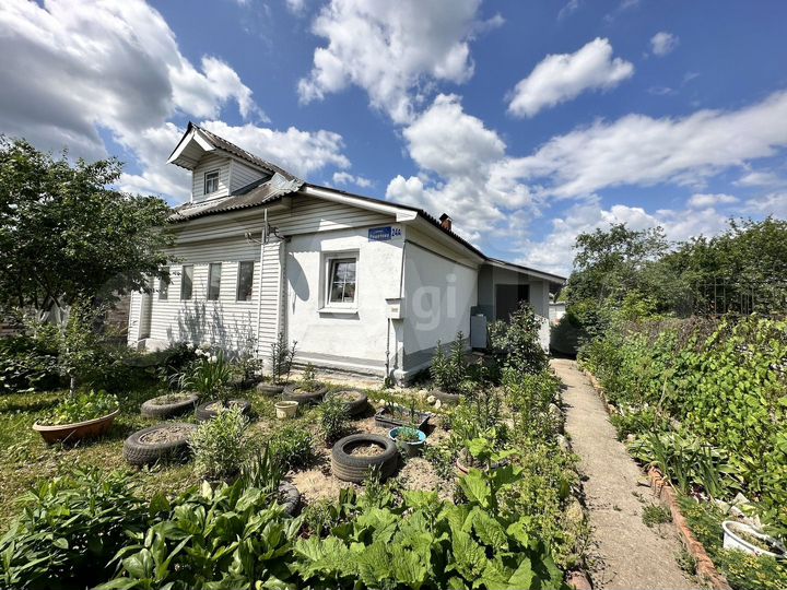 Дом 76,5 м² на участке 6 сот.