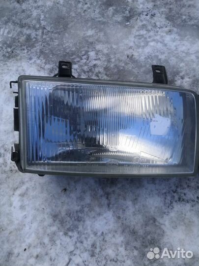 Фары на volkswagen transporter t4