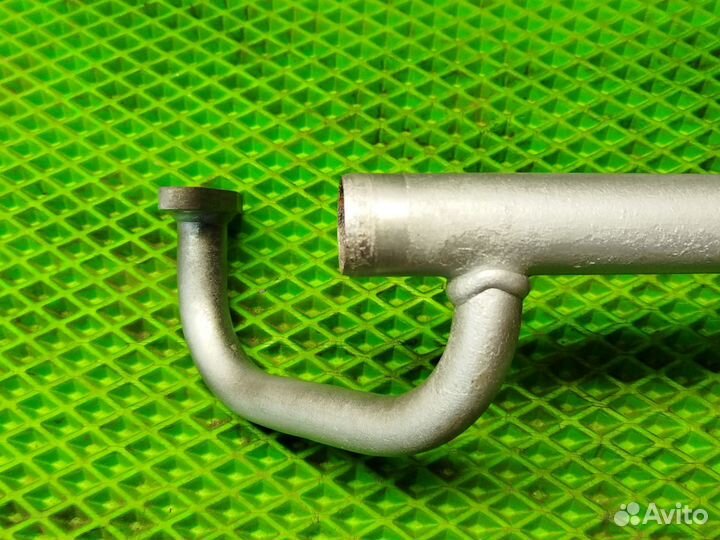 Трубка охлаждения двигателя Volvo s40 v40