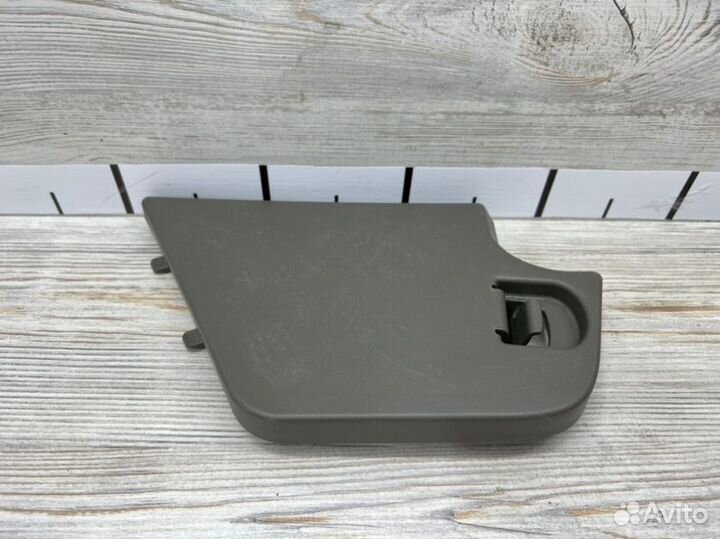 Крышка багажного отделения левая Kia Sportage (SL)