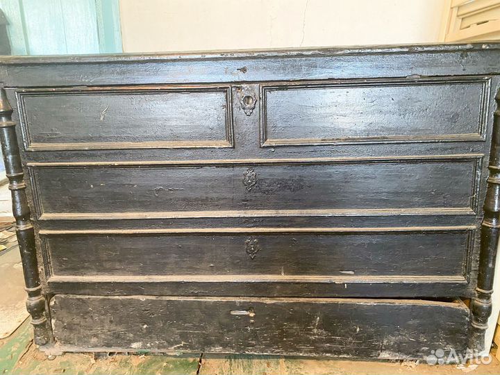 Сундук деревянный старинный