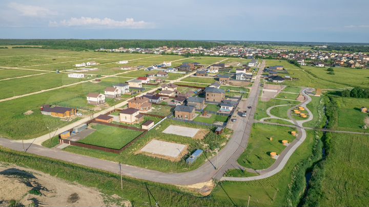 Дом 168,9 м² на участке 9,9 сот.