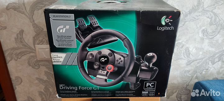 Игровой руль logitech driving force gt