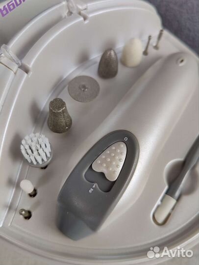 Набор для маникюра и педикюра Redmond RNC-4901