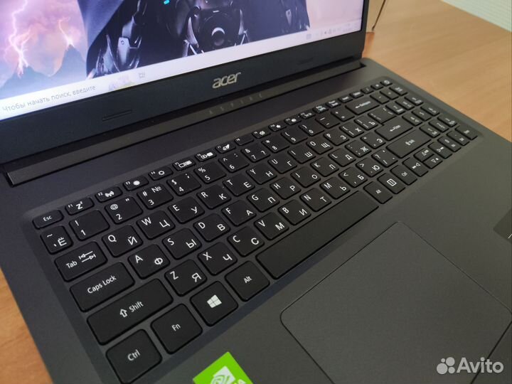 Свежий игровой ноутбук Acer как новый