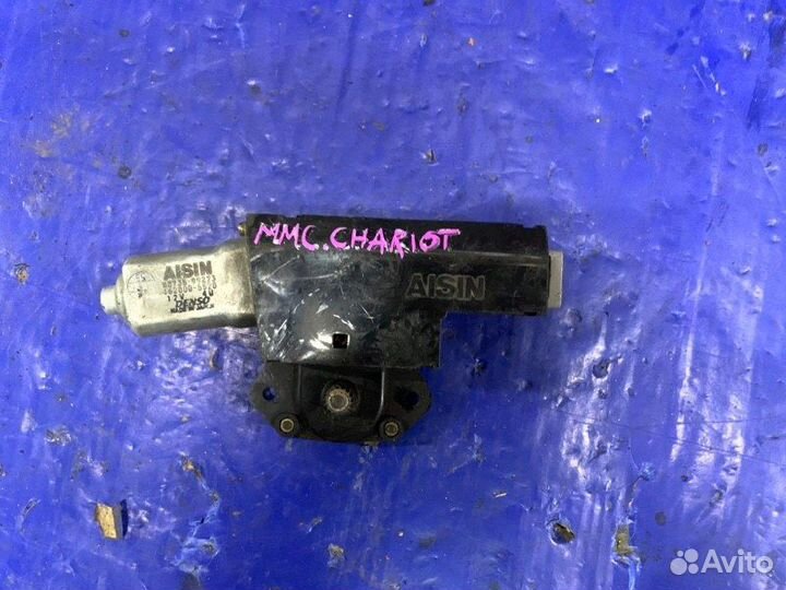 Моторчик люка Mitsubishi Chariot Grandis N84W