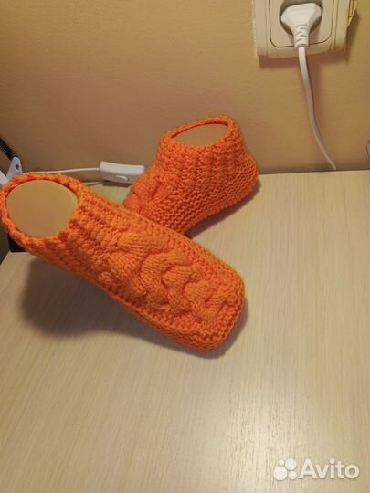 Женские домашние тапочки