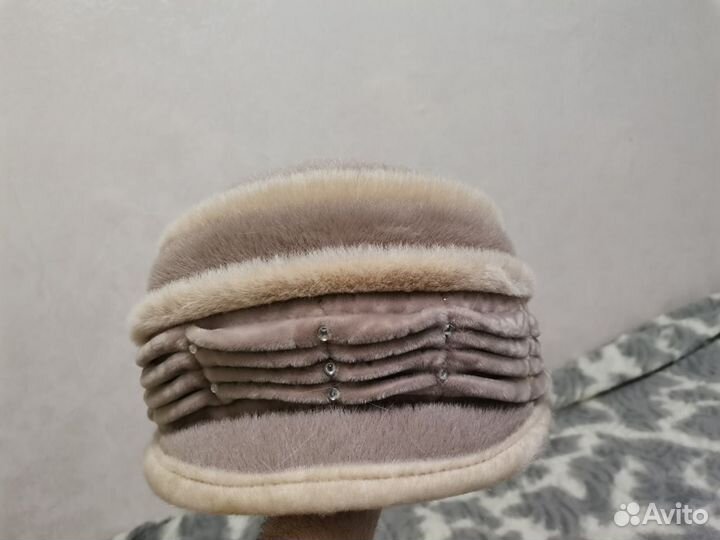 Шапка зимняя женская с козырьком за шоколадку