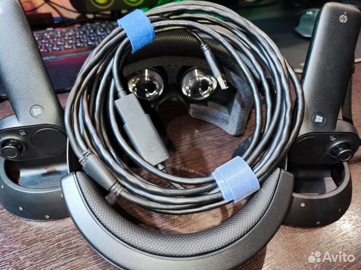 Гарнитура HP Windows Mixed Reality VR1000-100