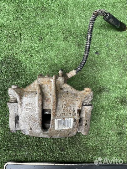 Передний суппорт Пежо 206 (бу 69т.км.)