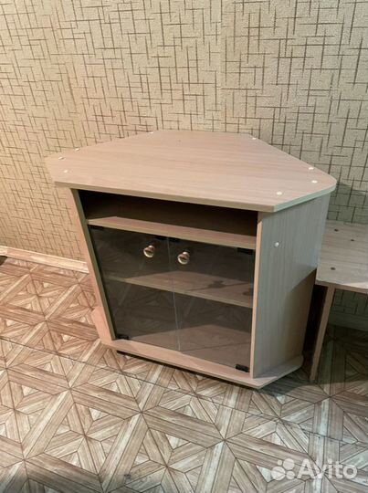 Тумба под телевизор