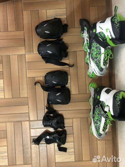 Роликовые коньки с защитами