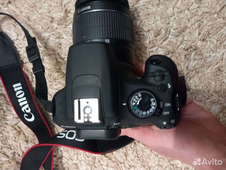 Зеркальный фотоаппарат Canon EOS 1200D