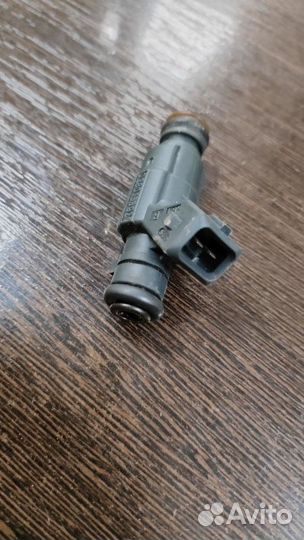 Форсунка топливная Volkswagen Touareg 1 4.2 2006