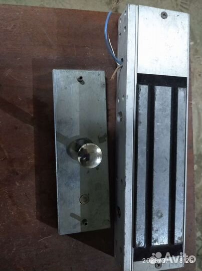 Электрозамок