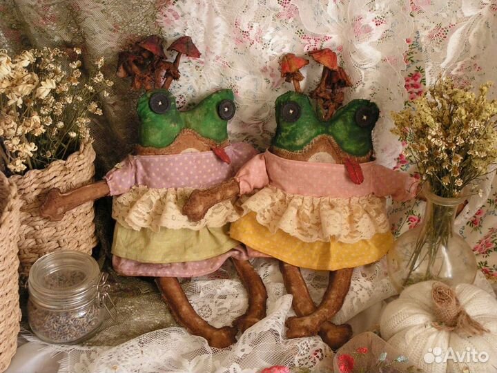 Авторская игрушка лягушка