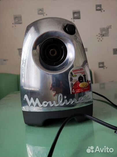 Продам мясорубку Moulinex hv8 2200W