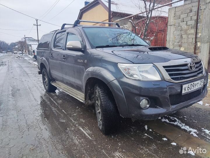 Тайота Хайлюкс Сиденья