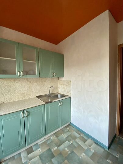 2-к. квартира, 52 м², 4/9 эт.