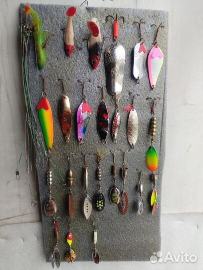 Блесна, колебалка, вертушка