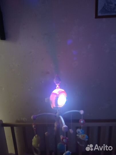 Мобиль на кроватку с проектором
