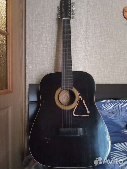 Акустическая гитара бу