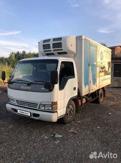 Isuzu Elf, 2002