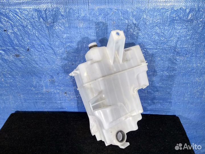 Бачок стеклоомывателя Toyota RAV4 4 са40 2012