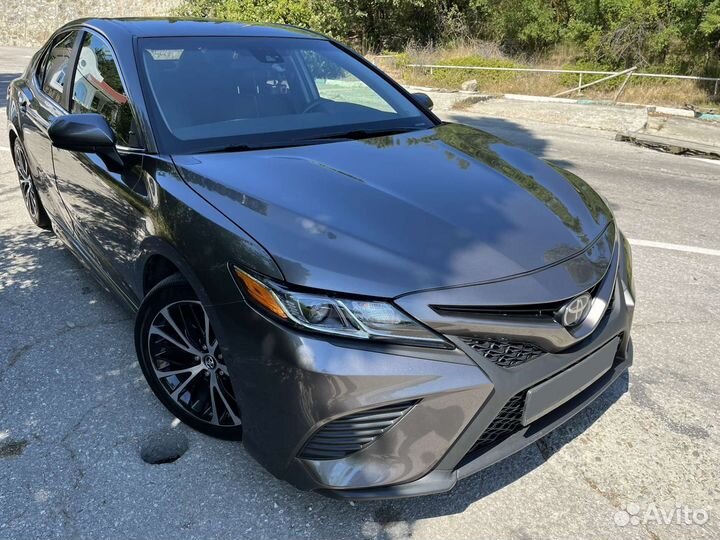 Toyota Camry, 2018