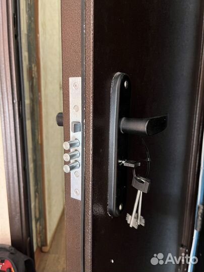 Вскрытие дверей, машин,замена, ремонт замков