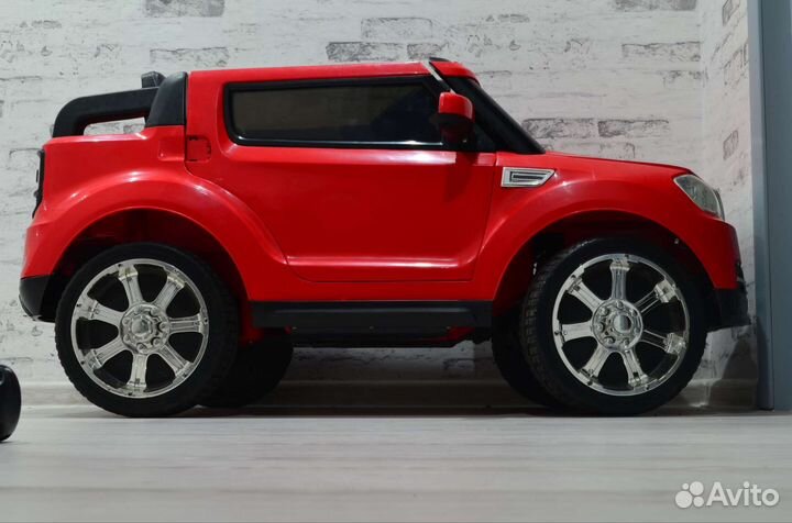 Детский электромобиль bmw