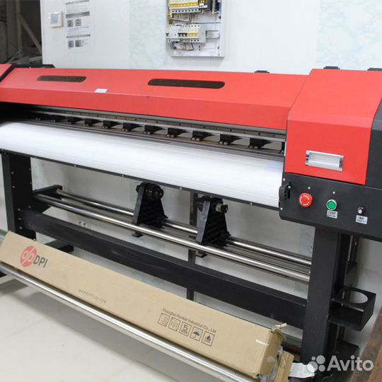 Широкоформатный принтер