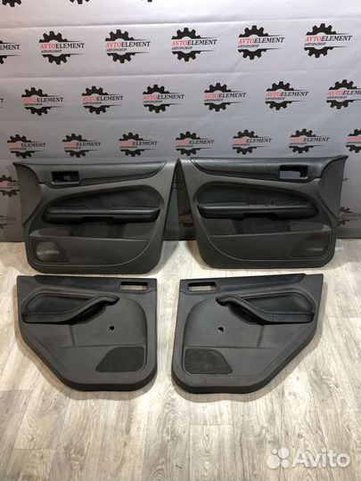 Обшивки дверей Ford Focus 2 дорест
