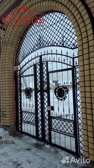 Распашные ворота