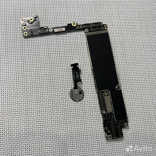 Плата на операторе iPhone 7 Plus 256GB