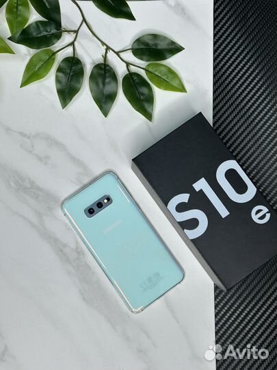 Samsung Galaxy S10e, 6/128 ГБ