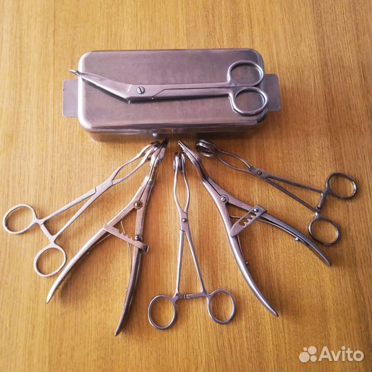 Медицинский инструмент СССР, шприцы, пинцет