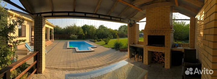 Дом для отдыха с бассейном и баней