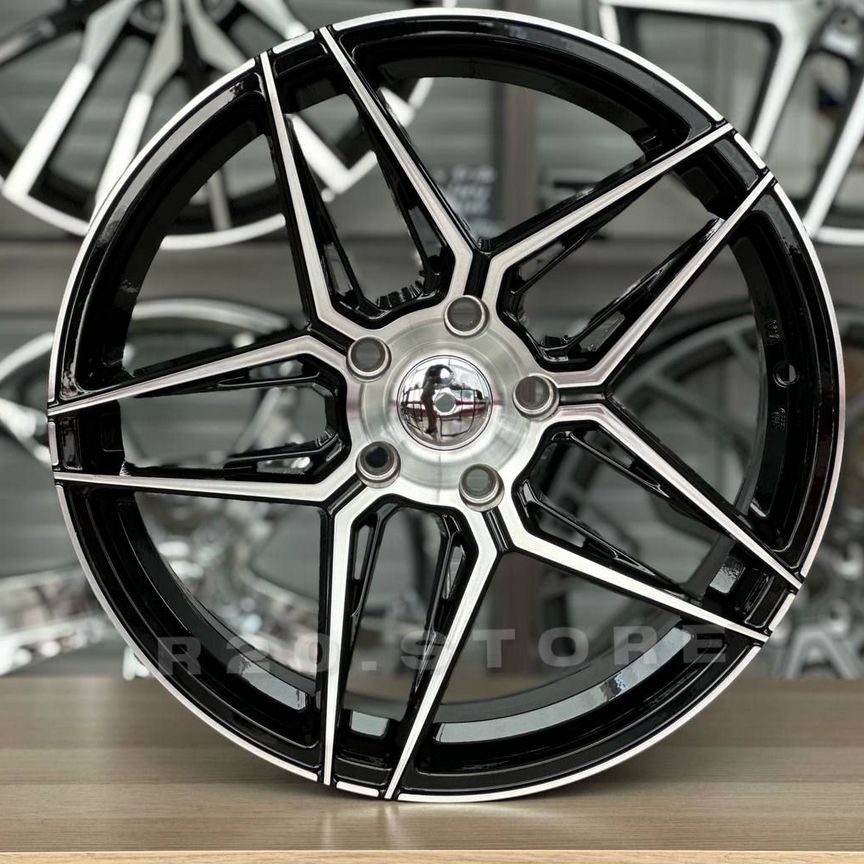 Литые диски Zumbo Wheels 8×R18 5×114.3
