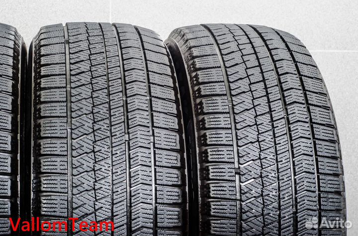 Bridgestone Blizzak VRX2 225/50 R18 95Q