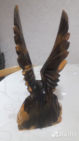 Статуэтка орла