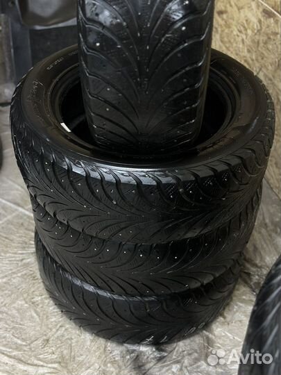 Sava Eskimo Stud 225/60 R17 92T