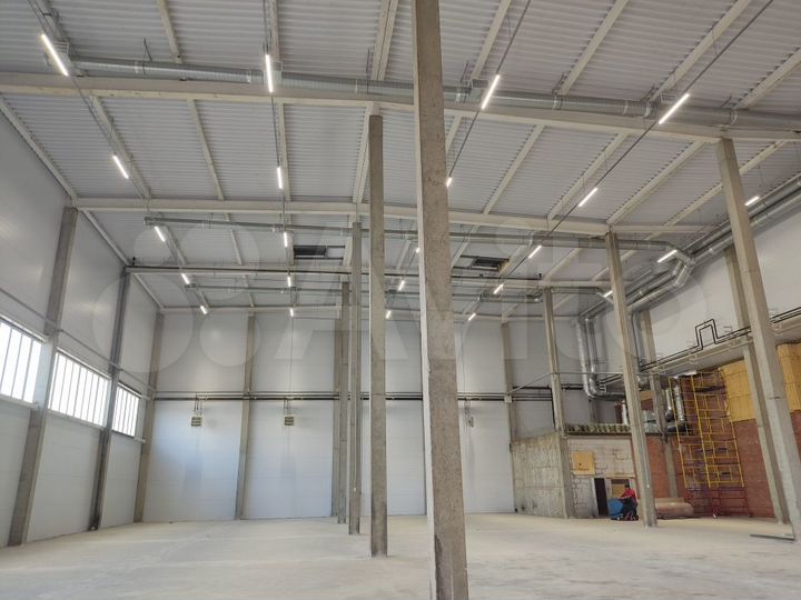 Новый склад класса А 1300 м². Рядом выезд на КАД