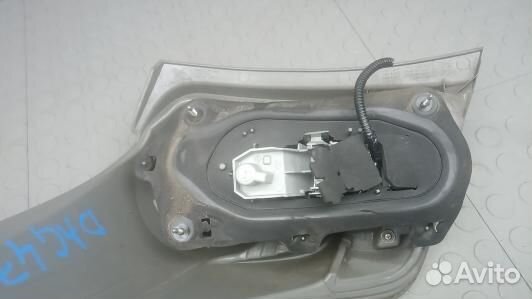 Фонарь задний правый, toyota verso 2010