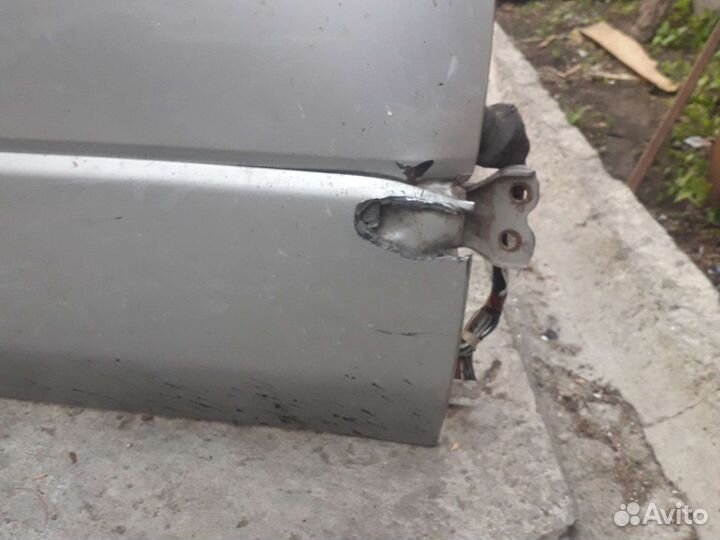 Дверь передняя, ипсум