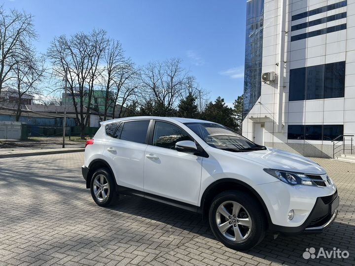 Toyota RAV4 2.0 CVT, 2015, 110 000 км