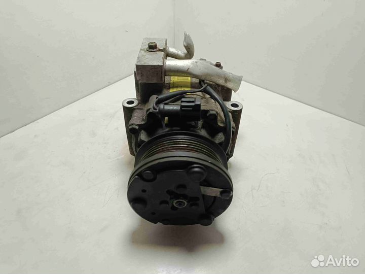 Компрессор кондиционера Ford Focus YS4H19D629AB