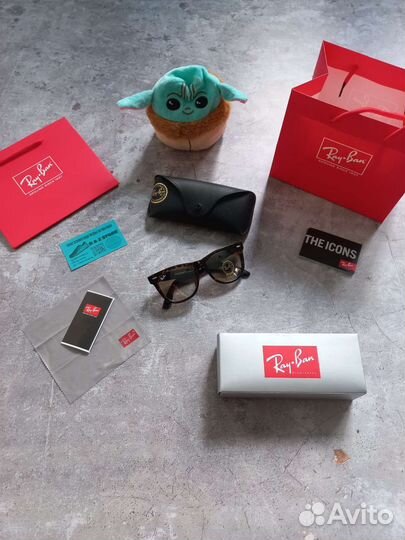 Очки Ray-Ban Wayfarer 2140 