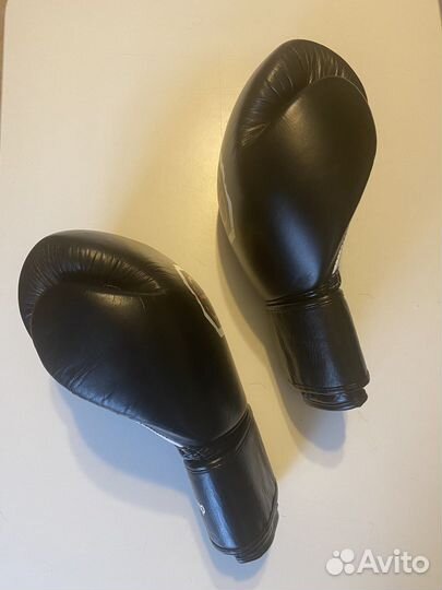 Боксерские кожаные перчатки 14 унций octagon новые