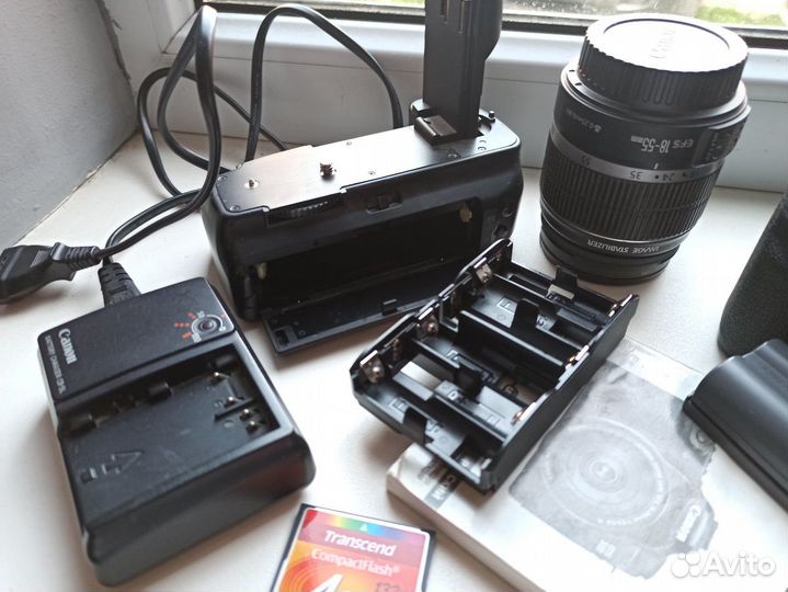 Зеркальный фотоаппарат